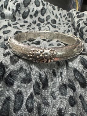 Vintage sterling silver bangle